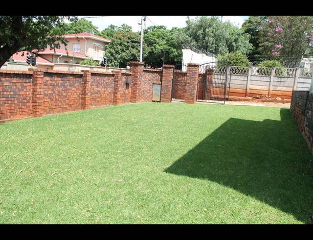 4 BEDROOM HOUSE FOR SALE IN KENSINGTON